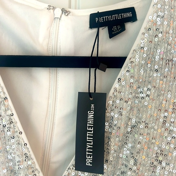 Pretty Little Thing FUN Holiday Party Dress! 🥂 - Picture 8 of 8